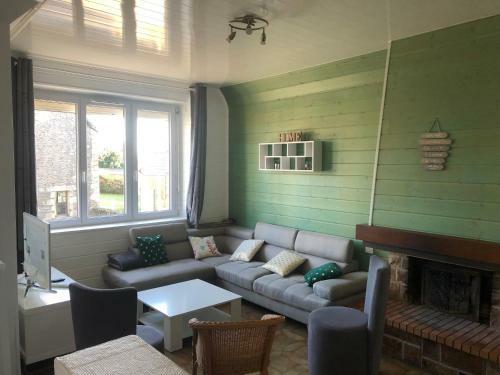 G�te 2km De La Plage, Gr34 � Pied, 3sdb Et 5chambres