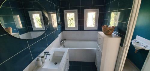 Belle Maison Acc�s Plage � Pied � La Garde St Cast