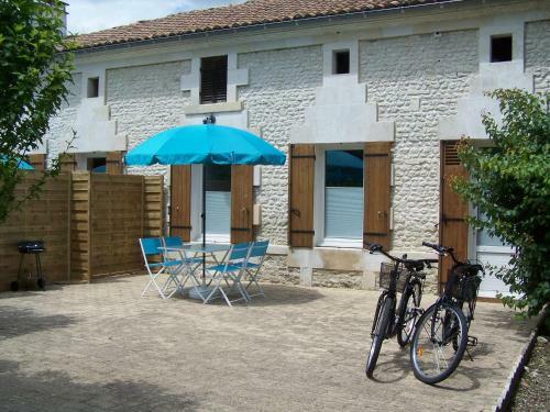 Hostal Chez Jousseaume Chambre D'h�tes Et Gites