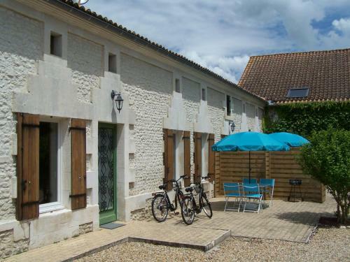 Hostal Chez Jousseaume Chambre D'h�tes Et Gites