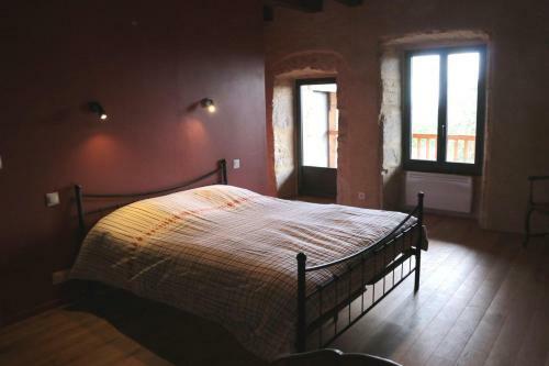 Grande Maison de Caract�re En Pierres -superbe Vue