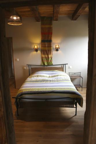 Grande Maison de Caract�re En Pierres -superbe Vue