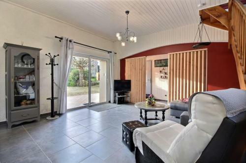 Maison Au Calme Dans Un Endroit De Verdure
