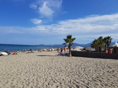 Apartamentos Marina Village