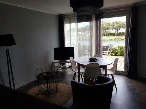 Apartamentos Marina Village