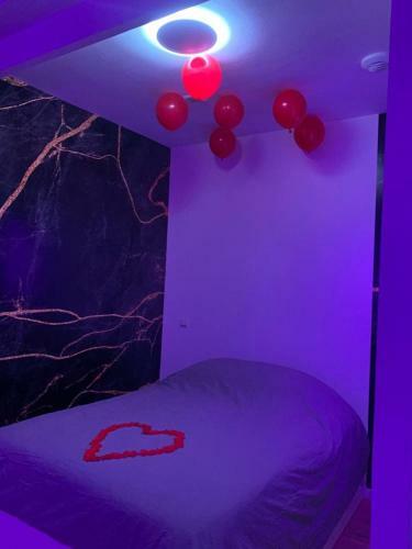 Apartamento Loveroom : Suite Avec Jacuzzi Privatif