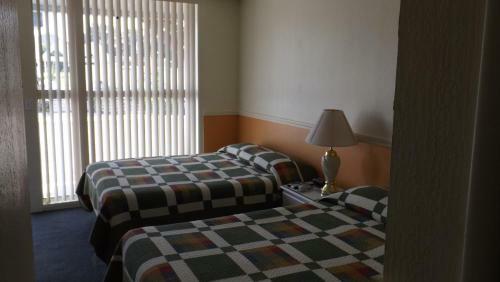 Motel Twin Lakes Inn