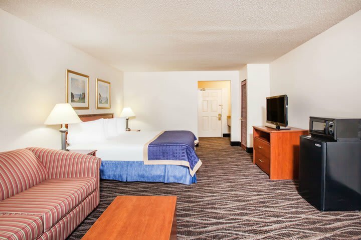Baymont Inn & Suites Hot Springs