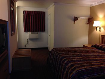 Hotel National 9 Inn - Placerville