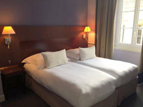 Hotel Au Logis Des Remparts