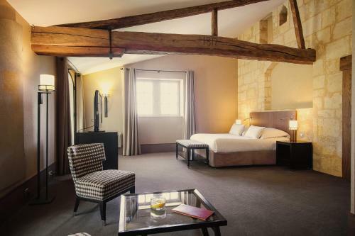 Hotel Au Logis Des Remparts