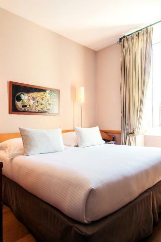 Hotel Au Logis Des Remparts