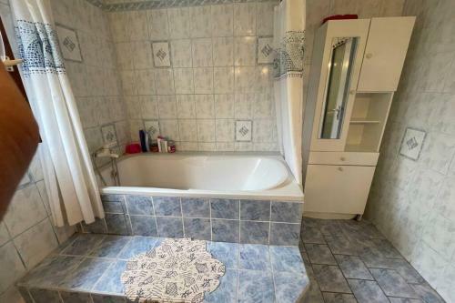 Rez-de-chauss�e Privatif - Alpilles - Piscine