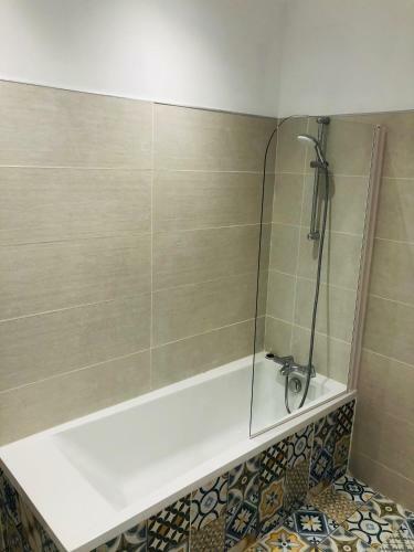 Bed & Breakfast Les Terrisses - Chambres D'h�tes Avec Piscine