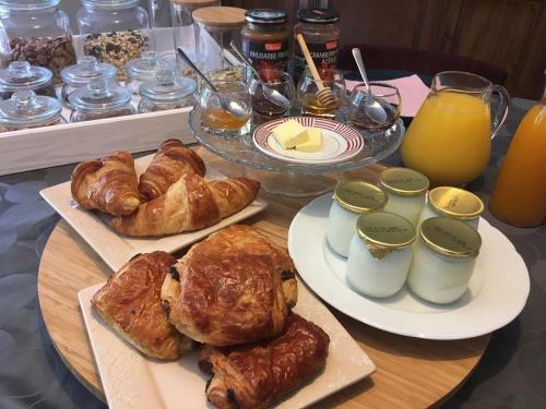 Bed & Breakfast Les Terrisses - Chambres D'h�tes Avec Piscine