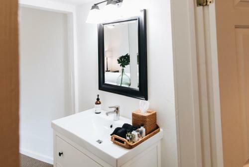 Sonoma's Best Guest Cottages