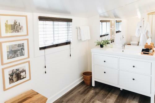 Sonoma's Best Guest Cottages