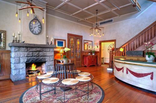 Posada Sonoma Hotel