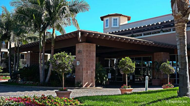 Grand Pacific Palisades Resort & Hotel