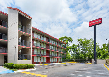 Motel America's Best Inn & Suites Birmingham