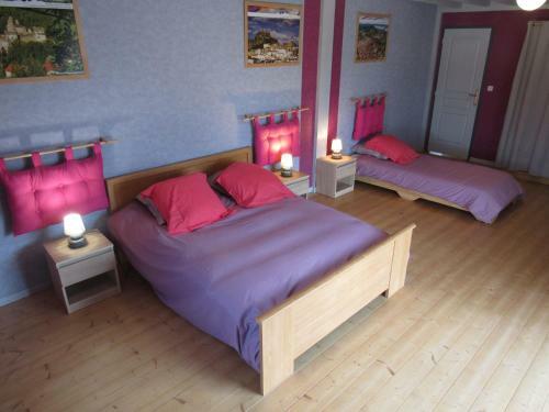G�te Saint-germain-laprade, 4 Pi�ces, 8 Personnes - Fr-1-582-73