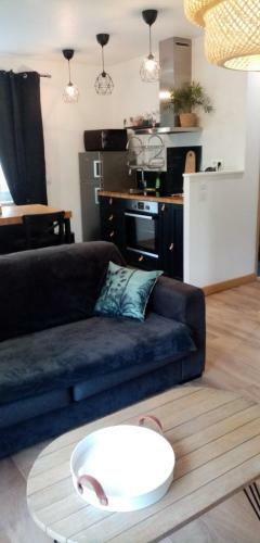 Apartamento Doux Et Chaleureux T2 Avec Balcon Et Parking.