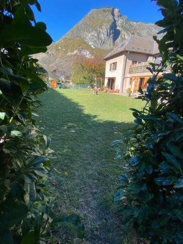 Apartamento Appartement Douillet, Proche Gare, Terrasse, Cave
