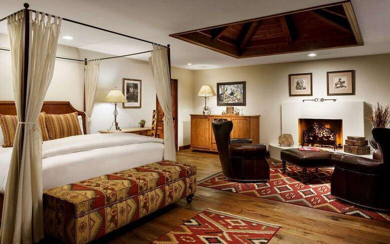 Hotel The Hermosa Inn