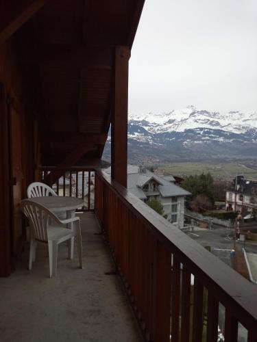 Spacious And Comfortable Chalet Apartment.