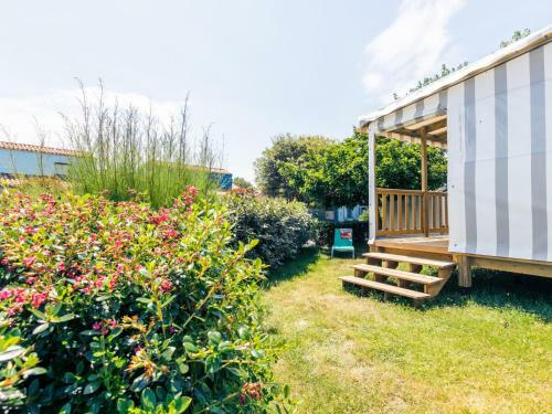 Holiday Home New Cottage De 2021