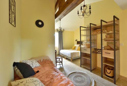 Hostal Les Jardins De Falgui�re