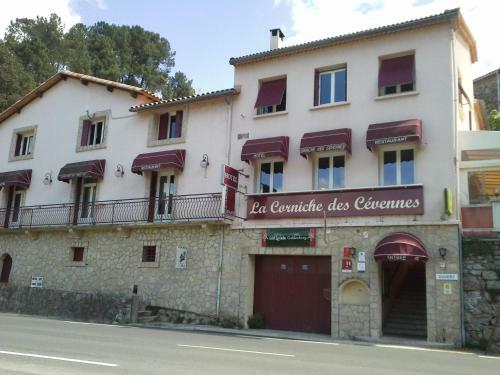 Hotel Logis La Corniche Des Cevennes