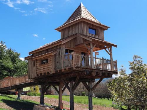 Hostal Roulottes Au Pied Du Vercors