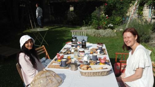 Hostal Avenue Du Ch�teau