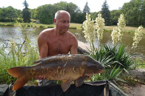 L?etang Carp Fishing Lake And Gite