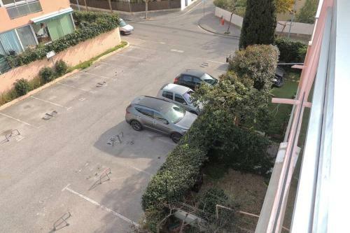 Apartamento T2 Tr�s Agr�able Avec Parking Proche de La Plage