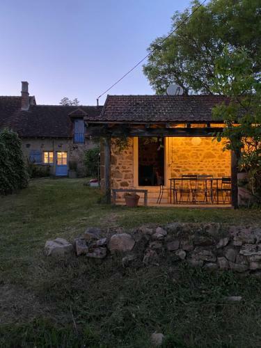 G�te De La Doit, Maison De Campagne