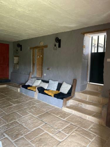 G�te De La Doit, Maison De Campagne