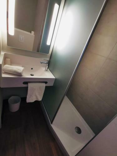 B&B Hotel Saint-martin-de-crau Alpilles Camargue