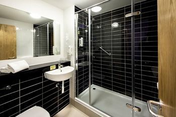 Hotel Holiday Inn Express Manchester Airport