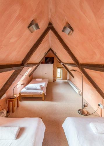 Lodge Meadow Cottage Guest House