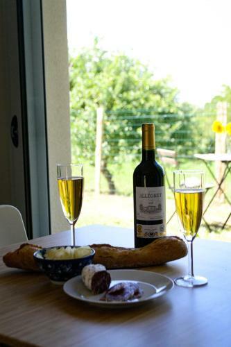 Maison Moderne Climatis�e En Bordure De Campagne
