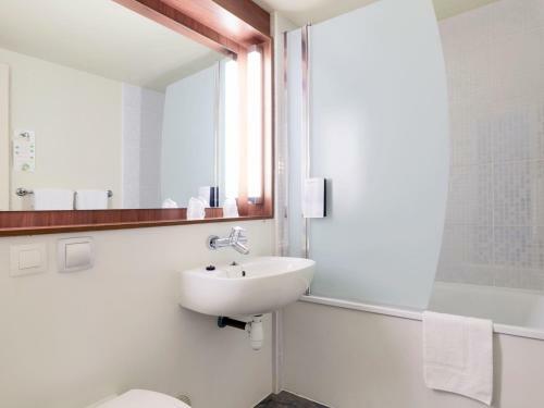 Hotel Campanile Rouen Est - Franqueville Saint Pierre