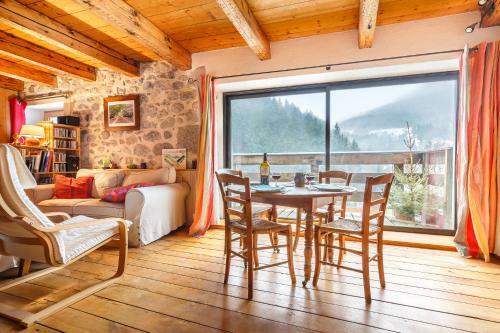 Maison De Caract�re Dans La Chartreuse