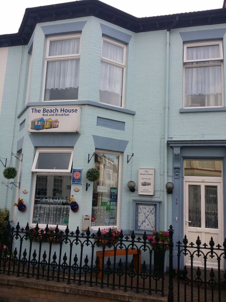 Hostal The Beach House