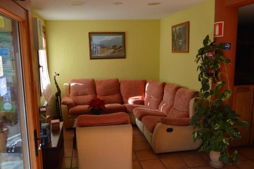 Hotel Parador De Canolich