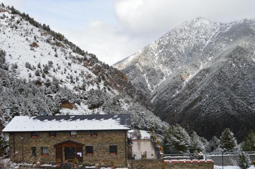 Hotel Parador De Canolich