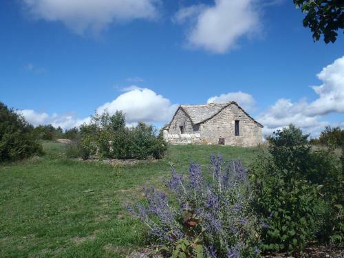 Chapelle Du Domaine De Bombes