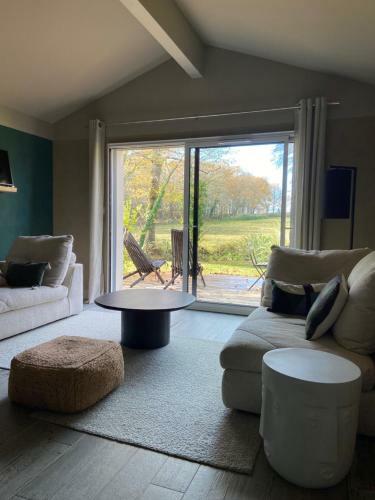 Cabane Chic Et Romantique Semillon Pr�s De Bordeaux