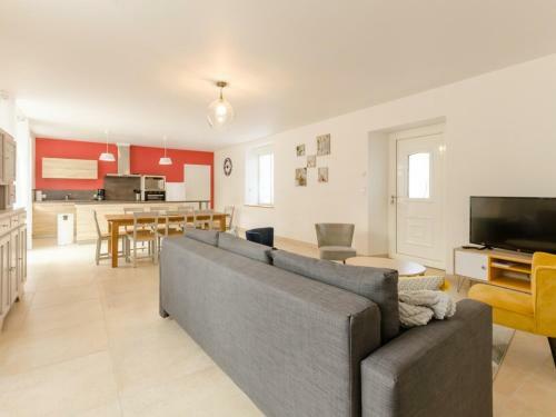 G�te Saint-usage, 5 Pi�ces, 8 Personnes - Fr-1-543-118